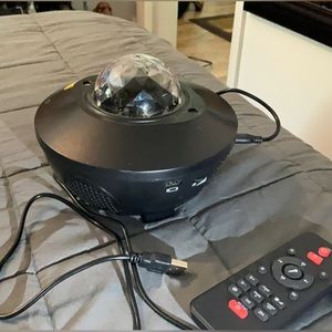 Phieshio bluetooth speaker and light/ blue lamp